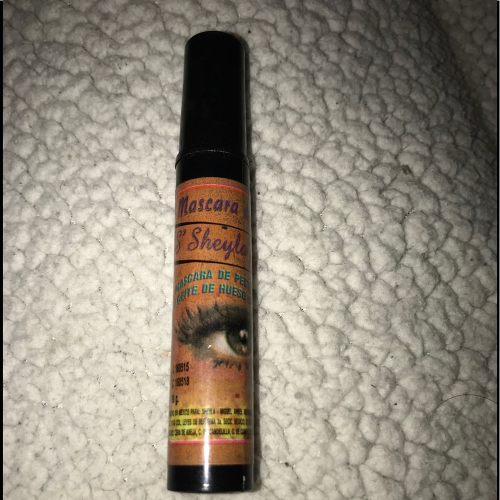 Mascara